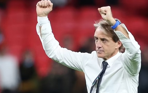 Roberto Mancini: 'Tôi thực sự muốn ngả mũ trước Tây Ban Nha'