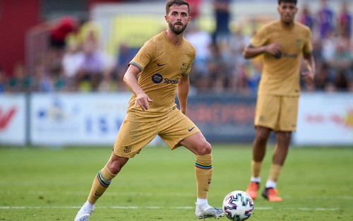 Barcelona: Pjanic không còn sợ hãi ở Camp Nou