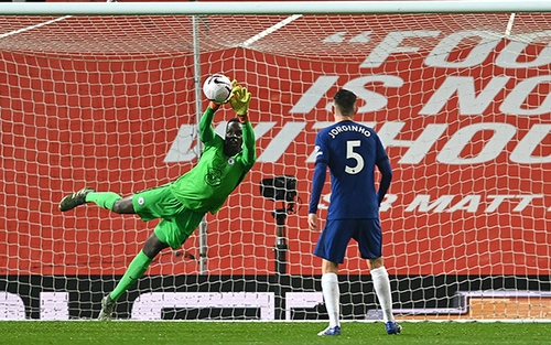 Hòa Chelsea, MU có lý do để tiếc nuối