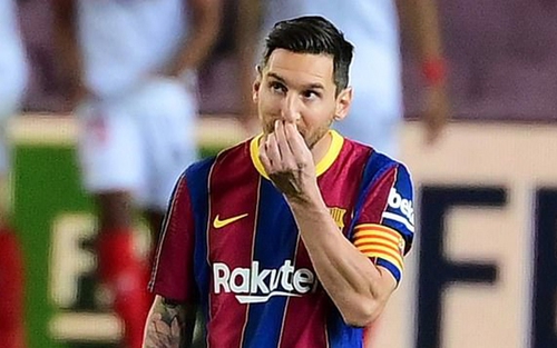 Barcelona: CĐV kinh ngạc với thái độ phòng ngự thờ ơ của Messi