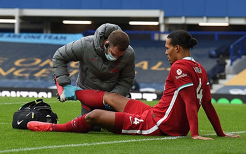 Liverpool: Klopp tiết lộ mới nhất về mức độ chấn thương của Van Dijk
