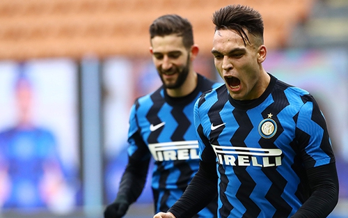 Inter 6-2 Crotone: Lautaro Martinez lập hat-trick giúp Inter ngược dòng tưng bừng