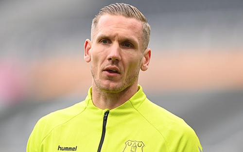 Thủ môn Everton muốn ra đi vì bị côn đồ tấn công ngay tại nhà riêng
