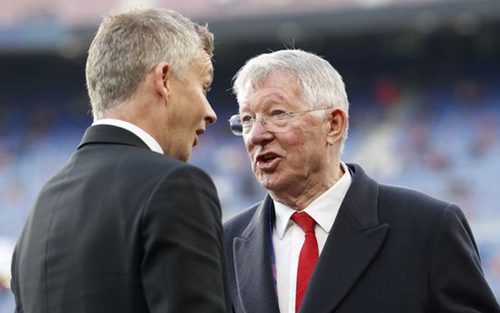 Sir Alex Ferguson: 'Nhà Glazer đang vượt quá giới hạn nếu tham gia Super League'