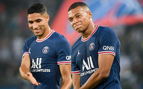 Mbappe bị CĐV PSG la ó trước trận đấu với Strasbourg