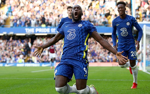 Chelsea 3-0 Aston Villa: Lukaku lập cú đúp, Chelsea bám đuổi MU