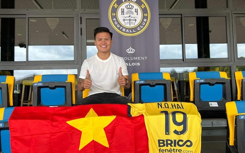 Quang Hải chính thức gia nhập Pau FC