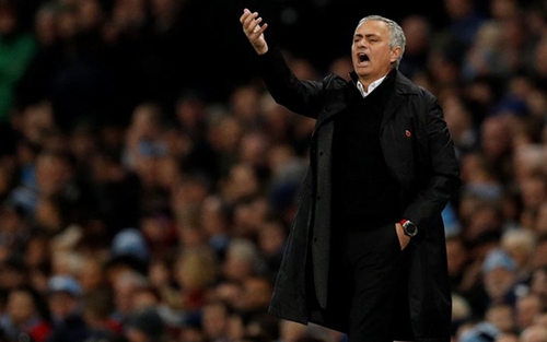 M.U và Mourinho là đôi lứa xứng đôi, không ai trách được ai