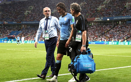 Uruguay vs Pháp: Tin mới nhất về chấn thương của Cavani