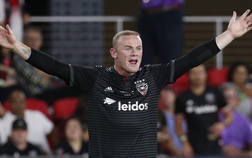 Wayne Rooney ghi 'siêu phẩm' sút phạt, lập cú đúp đầu tiên tại MLS