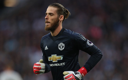 Vì sai lầm, De Gea bị sao trẻ Real Madrid gọi là 'Loris Karius'