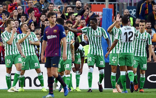 Barcelona 3-4 Real Betis: Cơn địa chấn trên Camp Nou!