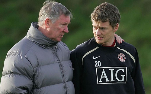 HLV Ole Solskjaer mong được Sir Alex cho đá chính ở trận đấu tái hiện Champions League 1999