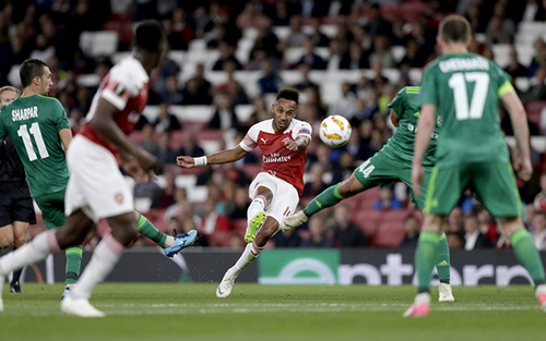 Arsenal: Emery rất nghiêm túc với Europa League. Aubameyang thể hiện bản năng sát thủ