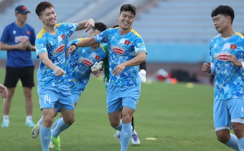 Quang Hải thay Cao Quang Vinh làm đội phó đội tuyển Việt Nam