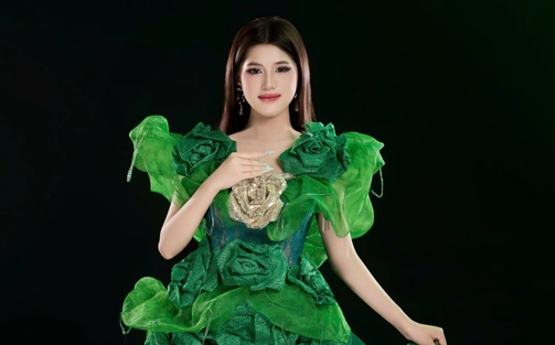 Trần Thị Mỹ Linh diện thiết kế tái chế, kêu gọi bảo vệ môi trường 