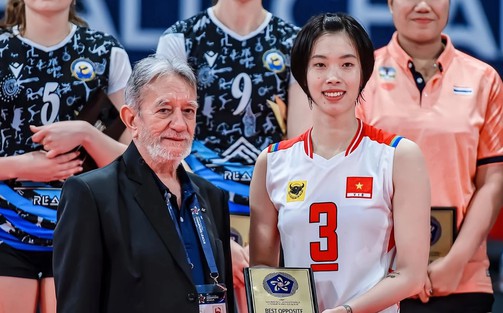 Tin nóng thể thao tối 11/5: Trần Thị Thanh Thúy chờ quyết định của Liên đoàn thế giới sau khi làm nên lịch sử