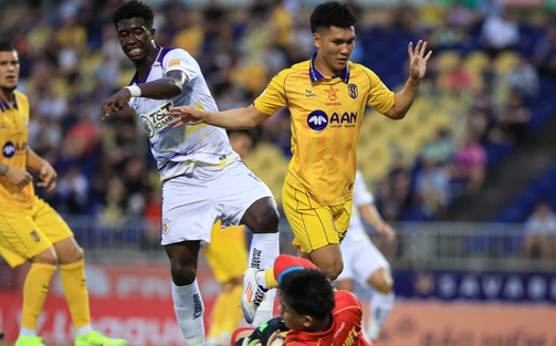 Ngột ngạt cuối bảng xếp hạng V-League