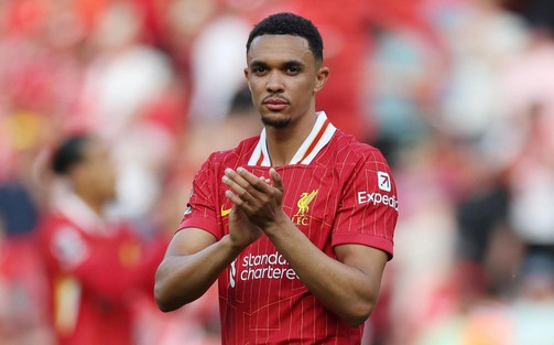 Trent Alexander-Arnold không đáng bị xem là kẻ phản bội