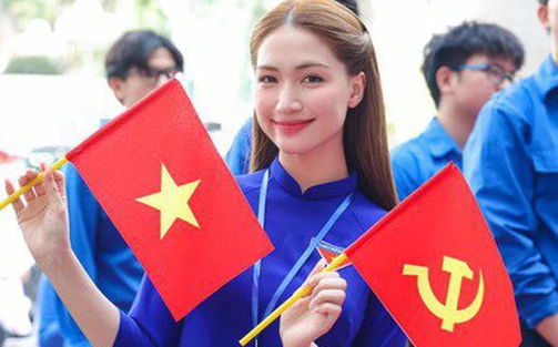 Hòa Minzy vinh dự góp mặt tại Đại hội Thanh niên tiên tiến làm theo lời Bác toàn quốc 2025