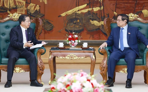 Thủ tướng Phạm Minh Chính hoan nghênh Tập đoàn Hoa Điện đầu tư dự án năng lượng xanh tại Việt Nam
