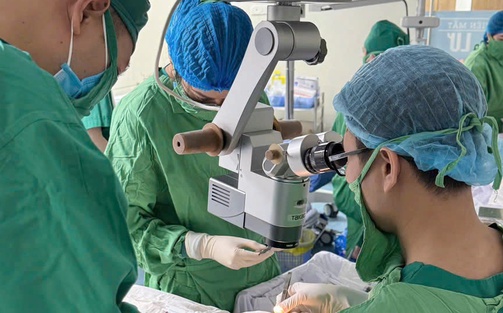 Đặt thành công Paul Valve thứ hai tại Việt Nam – Hy vọng mới cho bệnh nhân glaucoma