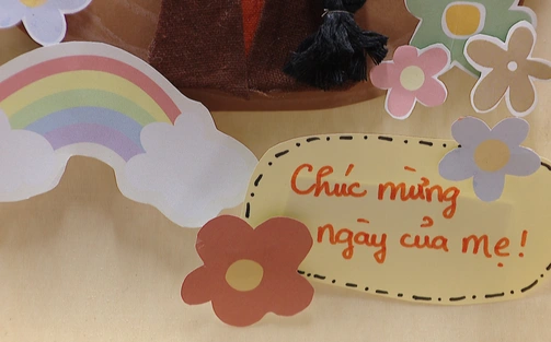Món quà tặng mẹ - Những điều chưa từng nói thành lời 