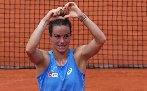 Đại địa chấn ở Roland Garros 2025: Tay vợt hạng 361 thế giới loại hạt giống số 3 để lọt vào tứ kết