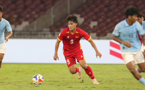 Tiền đạo HAGL 'khát' bàn thắng ở U23 Việt Nam
