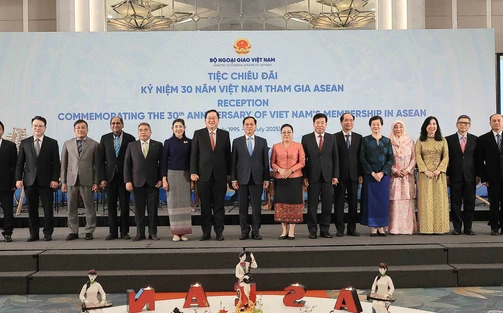 Kỷ niệm 30 năm Việt Nam tham gia ASEAN