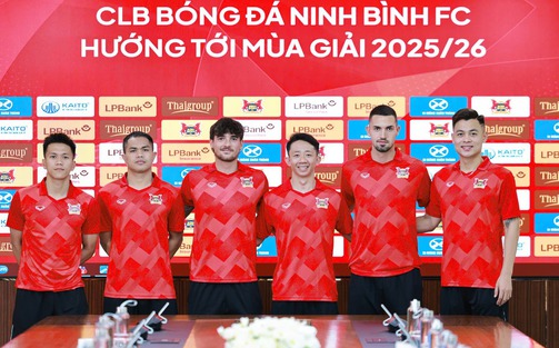 Sau HLV Tây Ban Nha, Ninh Bình ra mắt cùng lúc 6 tân binh