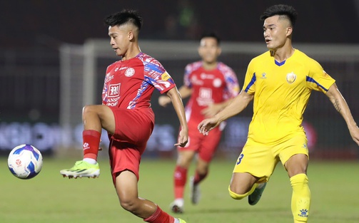 Người quan sát: Bỏ thì thương...