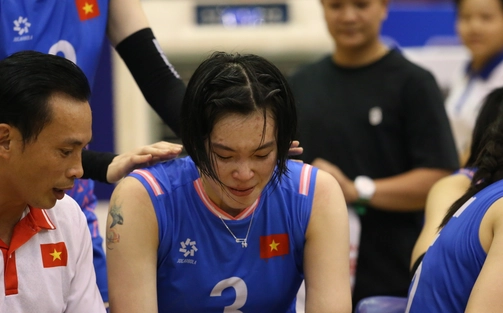 Những giọt nước mắt lịch sử của Thanh Thúy sau chiến thắng Thái Lan