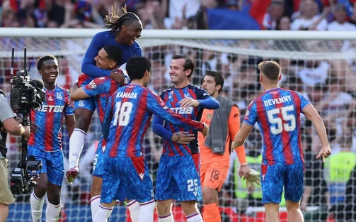 Quan điểm: Điều gì đằng sau quyết định với Crystal Palace?