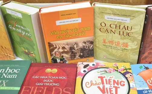 Góc nhìn 365: Tiếng Việt - nhịp cầu vượt không gian, thời gian
