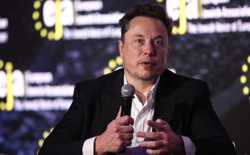 Tỷ phú Elon Musk cáo buộc Apple thiên vị OpenAI