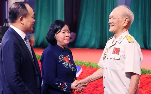 Hà Nội tri ân cán bộ lão thành cách mạng, người có công tiêu biểu