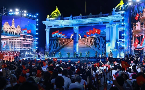 "Hà Nội - Từ mùa Thu lịch sử năm 1945" - nối dài ký ức bằng âm nhạc