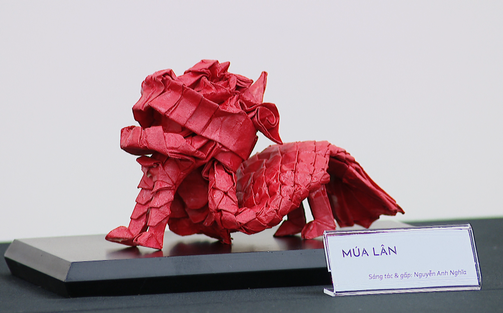 Bước vào 'Một thế giới diệu kỳ' cùng Origami