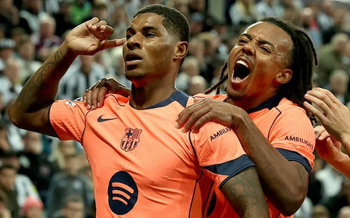 Rashford hóa người hùng của Barca, làm điều chưa từng thấy ở MU