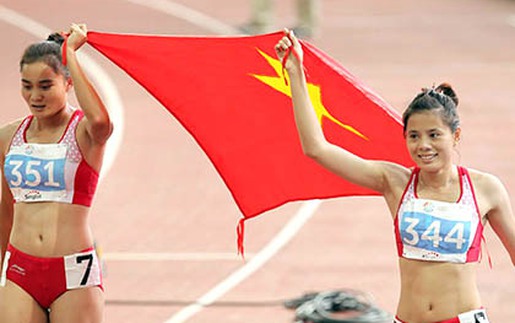 Nguyễn Thị Huyền đạt chuẩn Olympic và giành HCV nội dung 400m nữ: Không cần đi Mỹ vẫn làm nữ 'Siêu nhân'