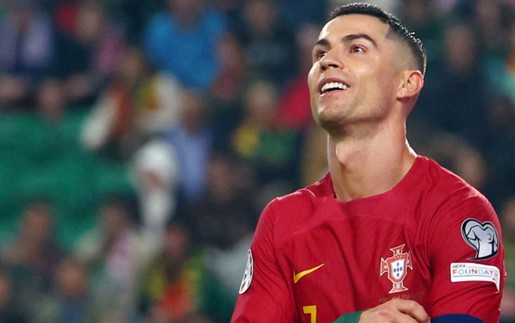 Ronaldo không bầu The Best dù là đội trưởng tuyển Bồ Đào Nha, lý do bất ngờ được tiết lộ