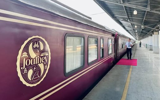 Chuyến tàu The first luxury train in Vietnam - Sjourney