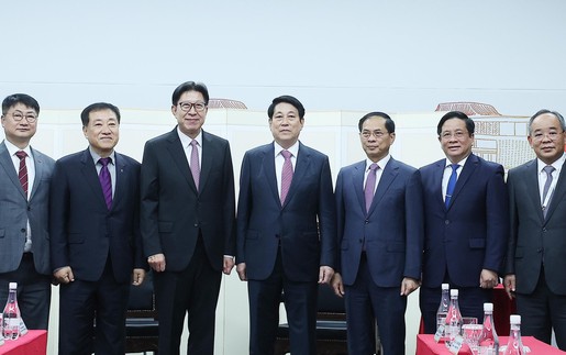 Chủ tịch nước tiếp Thị trưởng thành phố Busan (Hàn Quốc)