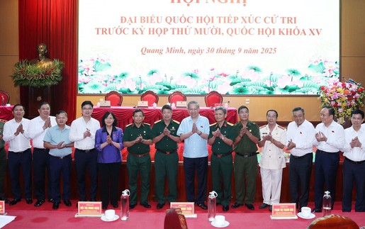 Tổ quốc là quê hương lớn nhất của mỗi người lãnh đạo