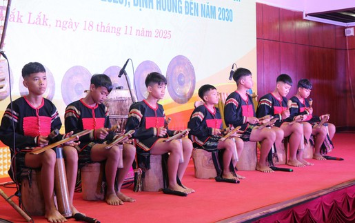 Bảo tồn, phát huy di sản văn hóa cồng chiêng