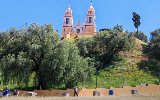 Khám phá thành phố di sản Puebla dưới chân núi lửa Mexico