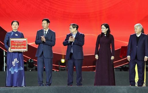 Quyên góp 540,5 tỷ đồng vì miền Trung - Tây Nguyên tại lễ khai mạc Tuần "Đại đoàn kết các dân tộc - Di sản Văn hóa Việt Nam"