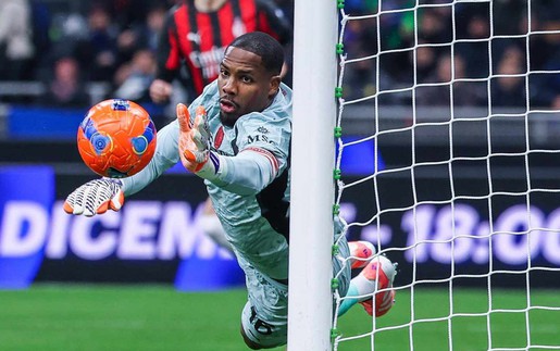 Nhận định Milan vs Lazio (02h45, 30/11): Khi mỗi trận đấu là một món quà