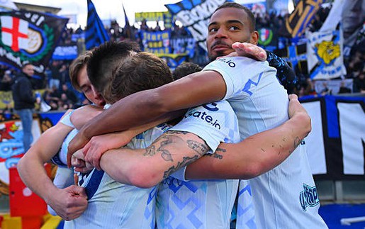 Lautaro Martinez lập cú đúp, Inter Milan làm nóng cuộc đua vô địch Serie A